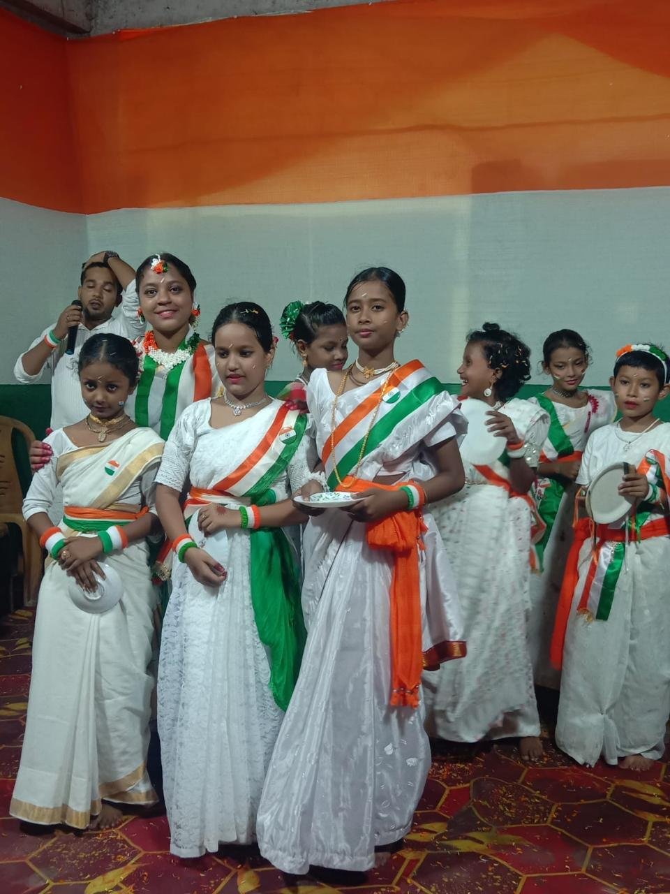 Moon Star Academy Patriotic Stage Performance Group