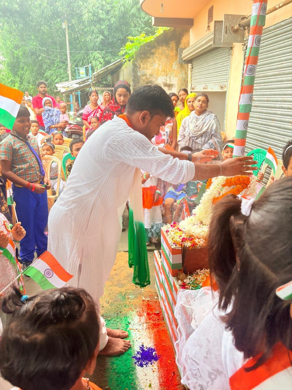 Safalya Student Tricolor Presentation